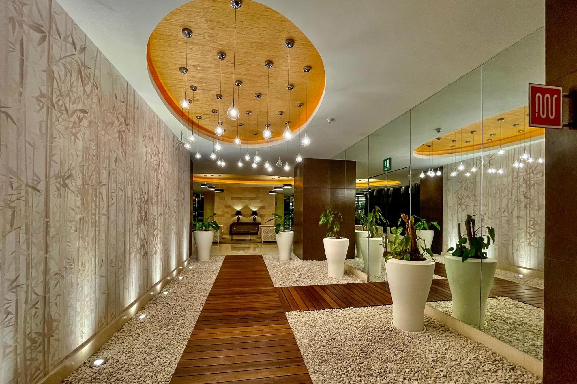 Grand Luxxe Two Bedroom Suite - 新巴利亚塔 外观 照片